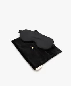 By Dariia Day Zijden Travel Set Met Luxfill Kussen - Midnight Black -Kleding Series Winkel 29df7f47 a8ae 49ad 93ed e2e35b0f3ae5 03 scaled