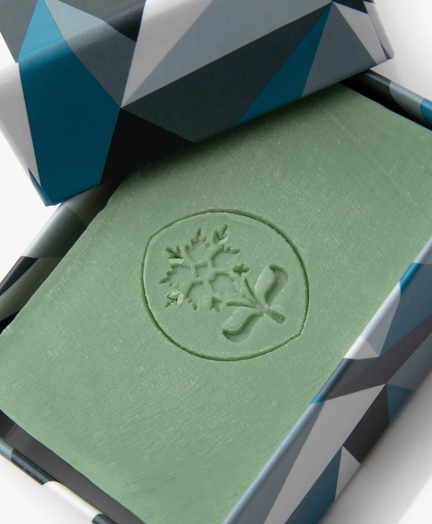 Cosmydor R/1 Essential Oil Zeep Voor De Rijpere Huid - Olijfolie & Ylang-Ylang 2 Cosmydor R/1 Essential Oil Zeep Voor De Rijpere Huid - Olijfolie & Ylang-Ylang - Afbeelding 2