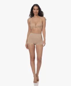 Spanx® Ecocare Everyday Shaping Boyshort - Toasted Oatmeal -Kleding Series Winkel 3c2817ae 9510 4186 9ecf d10bc1b99d93 166 scaled