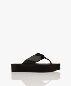 Filippa K Lamsleren Flatform Flip Flop Slippers - Zwart