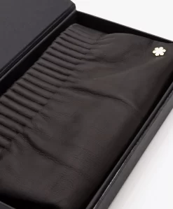 Rhanders Lamsleren Cecilia Pouch - Zwart/Goud 20 Rhanders Lamsleren Cecilia Pouch - Zwart/Goud -Kleding Series Winkel 489e9b0f 314a 4663 b373 ec3210f8f121 03 scaled