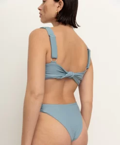 Viveh Azotic Bandeau Bikini Top - Gloom -Kleding Series Winkel 4b36e11b 4dd6 43d2 b9d8 b7cad7c004a2 02 scaled