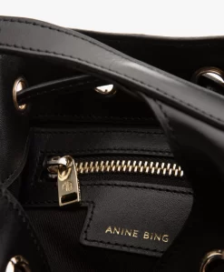 Anine Bing Alana Leren Bucket Bag - Zwart -Kleding Series Winkel 559143e3 2665 41d8 a12b 01d1cebcb4f1 06 scaled