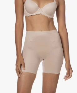 Spanx® Thinstincts 2.0 Girlshort - Champagne Beige 24 Spanx® Thinstincts 2.0 Girlshort - Champagne Beige -Kleding Series Winkel 55a6f6f5 1708 4092 9cb8 fe9a9eaa8dcf 57 scaled