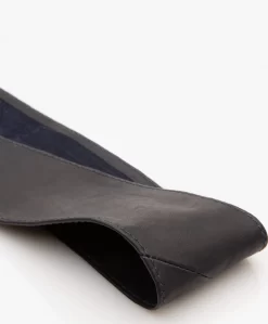 Kyra Leren Wikkelriem Met Kwastjes - Dark Navy -Kleding Series Winkel 5ab43ac2 7814 4319 8601 a2a7ab6108c1 77 scaled