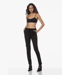 Hanro Microvezel Bralette - Zwart 17 Hanro Microvezel Bralette - Zwart -Kleding Series Winkel 5bf4e6d2 1794 41ca 8367 e19be0b319d4 612 scaled