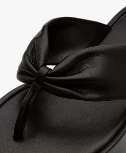 Filippa K Lamsleren Flatform Flip Flop Slippers - Zwart -Kleding Series Winkel 682b60a0 3e55 483d 8bbc 02bf35d8c2c2 02 scaled