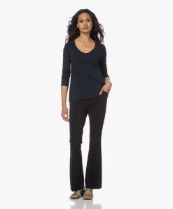 American Vintage Jacksonville V-Hals Longsleeve - Navy 18 American Vintage Jacksonville V-Hals Longsleeve - Navy -Kleding Series Winkel 68798563 11a0 48fb b26d abd56ea00fbc 1700 scaled