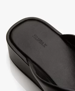 Filippa K Lamsleren Flatform Flip Flop Slippers - Zwart -Kleding Series Winkel 6a69834f dc57 4526 8342 222eaee90ce3 03 scaled