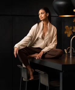 Hanro Moments Soft Cup Bh - Beige -Kleding Series Winkel 73c9b2cc 3241 47e4 a1d4 f3b2c4e8e48e 2565 scaled