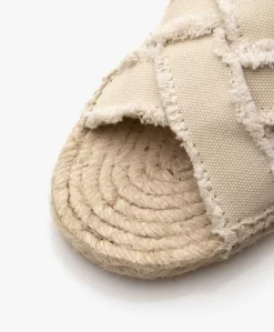 Castañer Pilita Gevlochten Jute Slippers - Ivoor -Kleding Series Winkel 74fd1035 0c8e 455f 93db e43d0d728217 155 scaled