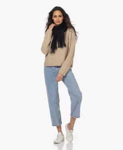 Filippa K Cashmere Blend Sjaal - Navy -Kleding Series Winkel 85813 44259 85816 34104 75113.CR3 1960c497 a99e 4c37 a4fc 44f2d83fa18b scaled