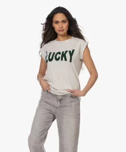 By-Bar Lucky Thelma Flock Print T-Shirt - Lichtgrijs Mêlee -Kleding Series Winkel 86168 81169 52586 73689.CR3 07849f92 9cb9 4639 94c4 c4c7136f70d4 scaled