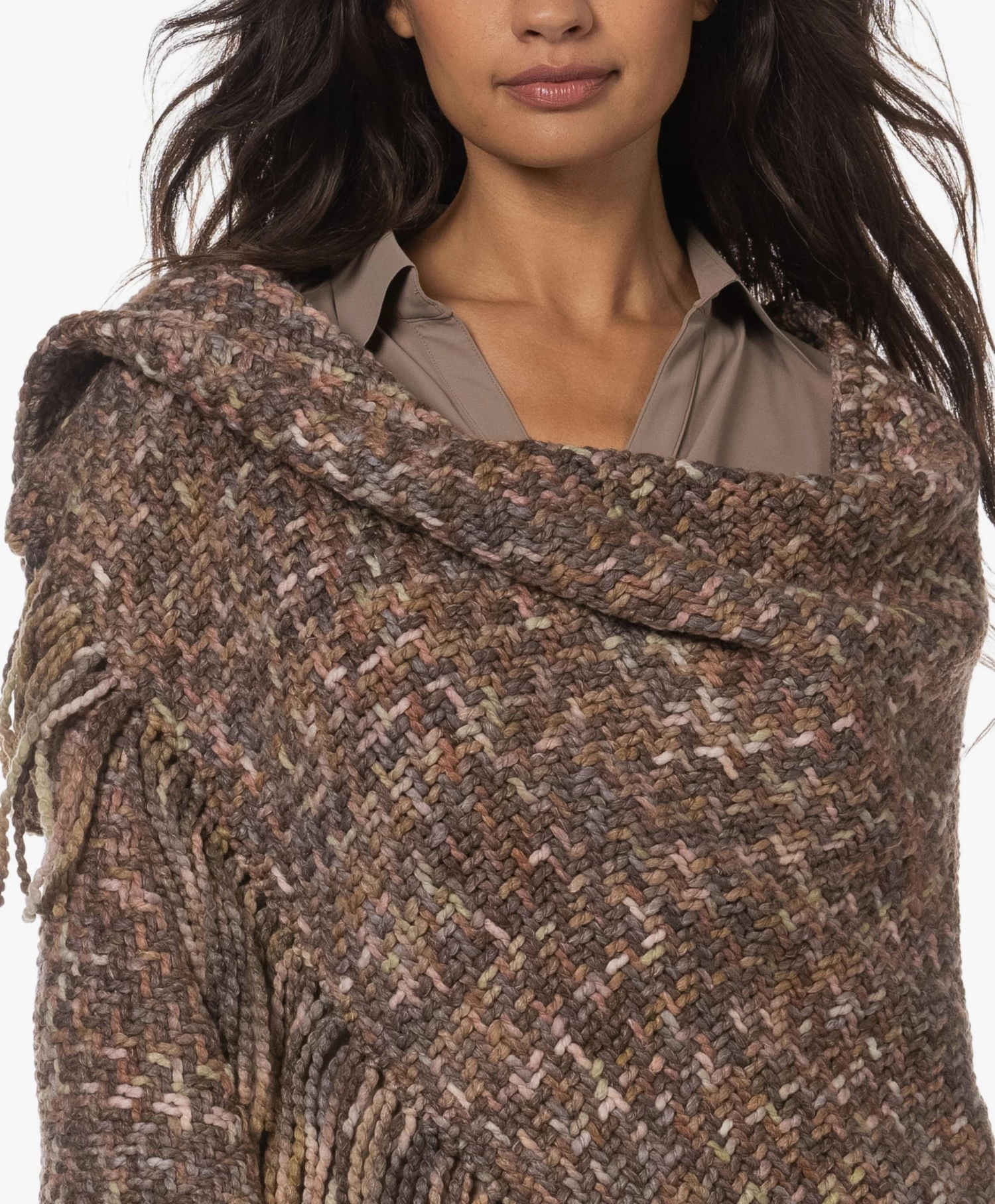 Manos Del Uruguay Merino Wolmix Poncho - Roze/Bruin/Grijs 7 Manos Del Uruguay Merino Wolmix Poncho - Roze/Bruin/Grijs - Afbeelding 7