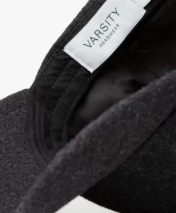 Varsity Headwear Cashmere-Merino Pet - Jade Black -Kleding Series Winkel 895249b7 4499 4974 ba98 31127fa23631 scaled