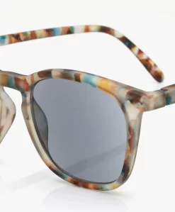 Izipizi Sun Reading #E Zonnebril Op Sterkte - Blauw Tortoise/Grijze Glazen -Kleding Series Winkel 902d2a05 9f63 42ce 85b6 bc3da0ffd68a 02 scaled