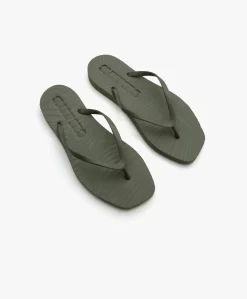Sleepers Tapered Teenslippers Van Natuurlijk Rubber - Groen -Kleding Series Winkel 97db0f01 f003 49ea 9772 88ddb37bfeca 06 scaled