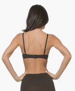 Hanro Touch Feeling High-Rise Short - Zwart -Kleding Series Winkel HANRO HANRO Touch Feeling High rise Short Zwart 13 scaled