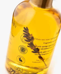 Lola'S Apothecary Sweet Lullaby Soothing Bath & Shower Olie 7 Lola'S Apothecary Sweet Lullaby Soothing Bath & Shower Olie -Kleding Series Winkel Lolas Apothecary Sweet Lullaby Soothing Bath Shower Olie 05 scaled