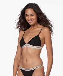 Love Stories Darling Padded Bralette - Zwart -Kleding Series Winkel a4feda53 1240 4175 b8cd 3bb9fdfea07f scaled