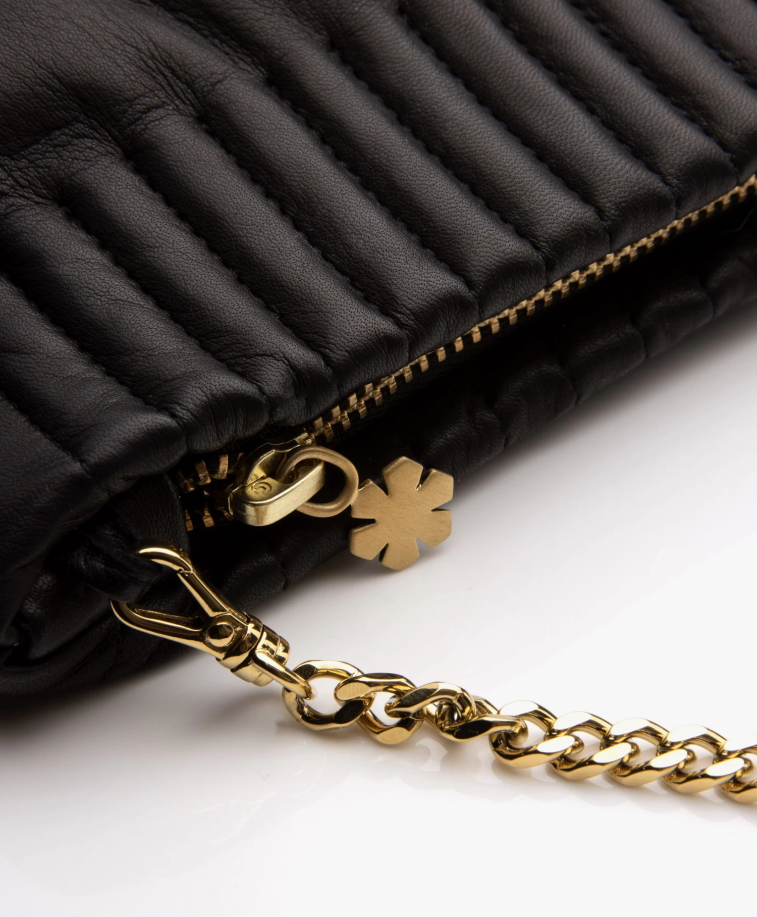 Rhanders Lamsleren Cecilia Pouch - Zwart/Goud 3 Rhanders Lamsleren Cecilia Pouch - Zwart/Goud - Afbeelding 3