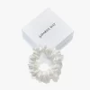 By Dariia Day Mulberry Zijden Scrunchie Small - Powder White