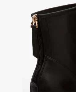 Alias Mae Abbie Leren Stilettohak Enkellaarzen - Zwart 24 Alias Mae Abbie Leren Stilettohak Enkellaarzen - Zwart -Kleding Series Winkel b01995e0 ae8b 437a b7c1 8e9cb8a0876c 10 scaled