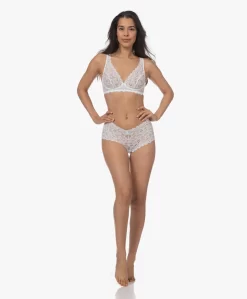 Hanro Moments Soft Cup Bh - Wit -Kleding Series Winkel b839f44d e17c 4b19 a2b2 90b686c552f2 18460 scaled