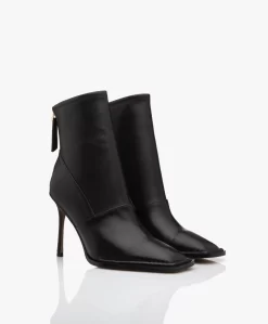 Alias Mae Abbie Leren Stilettohak Enkellaarzen - Zwart 16 Alias Mae Abbie Leren Stilettohak Enkellaarzen - Zwart -Kleding Series Winkel c490f3ee c266 4e5e a86d 43e6f203b383 05 scaled