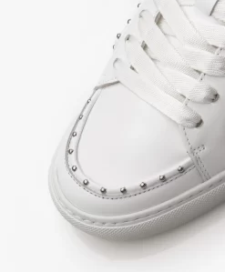 Zadig & Voltaire Zv1747 Smooth Kalfsleren Sneakers Met Studs - Wit -Kleding Series Winkel cc701109 a2b2 488e aac7 f2fc573c3ddc 560 scaled