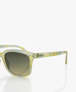 Izipizi Sun #L Zonnebril - Joyful Cloud -Kleding Series Winkel cfd24611 dc77 47b8 99e9 6f750afeb79e 03 scaled