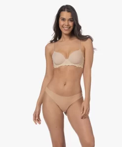 Hanro Moments T-Shirt Bh Met Kant - Beige -Kleding Series Winkel d0f59e78 0351 40ea a4b5 ae9cb72b4f41 558 scaled