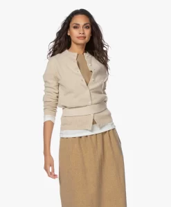 Extreme Cashmere N°132 Fijn Gebreide Elastische Cashmere Tailleriem - Latte 15 Extreme Cashmere N°132 Fijn Gebreide Elastische Cashmere Tailleriem - Latte -Kleding Series Winkel d9fc6018 2bca 41b9 9ca9 3d6c67e4cd85 139 scaled