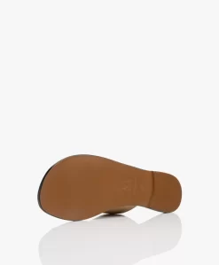 Atp Atelier Astrid Gestructureerde Leren Teenslippers - Licht Beige -Kleding Series Winkel daf93371 8615 4610 bd09 2eff4a52d07d 466 scaled