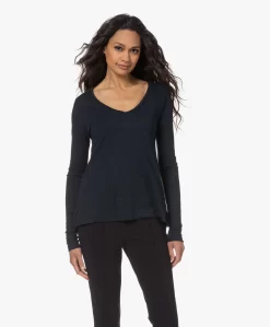 American Vintage Jacksonville V-Hals Longsleeve - Navy 23 American Vintage Jacksonville V-Hals Longsleeve - Navy -Kleding Series Winkel dbd7c9dc cebf 4d34 a331 d38f52a471fb 1718 scaled