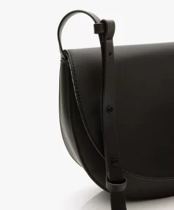 Monk & Anna Soma Half Moon Vegan Cross-Body Check Tas - Zwart -Kleding Series Winkel e69e05e5 2517 47ae afdc 14d8d1a414c3 01 scaled