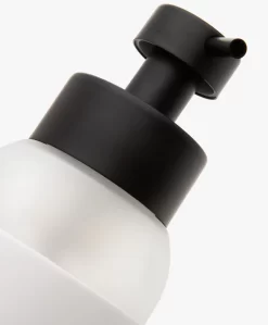 Marie-Stella-Maris Body Foamer Concentraat + Dispenser Starterskit - No.12 Objets D'Amsterdam -Kleding Series Winkel ea81acc4 48a5 4936 bd29 3675aeadabe3 01 scaled