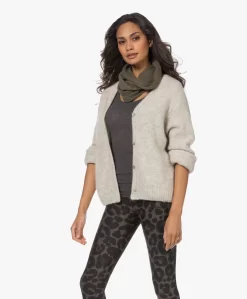 Extreme Cashmere N°180 Multifunctioneel Accessoire - Laurier -Kleding Series Winkel f1cf9331 e6c3 4c20 95ac 71a5d9010d3e 236 scaled