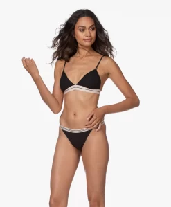 Love Stories Darling Padded Bralette - Zwart -Kleding Series Winkel f22b79b3 0f17 4135 b49f daebcd143ac5 scaled