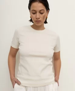 Viveh Esme Interlock Jersey T-Shirt - Coconut Milk 18 Viveh Esme Interlock Jersey T-Shirt - Coconut Milk -Kleding Series Winkel f374d7e9 3ddc 46f3 91f3 43656f0500db 501 scaled