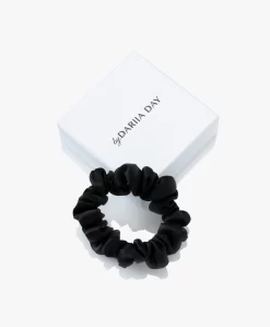 By Dariia Day Mulberry Zijden Scrunchie Small - Midnight Black