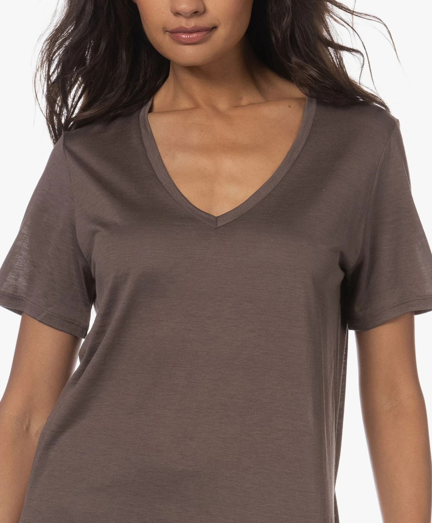 Majestic Filatures Zijdemix V-Hals T-Shirt - Ecorce 7 Majestic Filatures Zijdemix V-Hals T-Shirt - Ecorce - Afbeelding 7