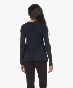 American Vintage Jacksonville V-Hals Longsleeve - Navy 16 American Vintage Jacksonville V-Hals Longsleeve - Navy -Kleding Series Winkel fe541b3f 4fc3 4045 bf4a 162b9c46be70 1701 scaled