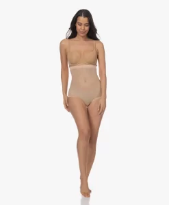 Wolford Tulle Control Panty High Waist - Nude -Kleding Series Winkel ff6c6376 a414 4fa4 84c6 e5e34c3ed9a7 86 scaled