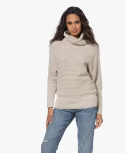 Sibin/Linnebjerg Tut Trui Met Gedrapeerde Col - Kit -Kleding Series Winkel ffa0d8ce a0f7 4edf 8ab6 483c6680a0ae 419 scaled